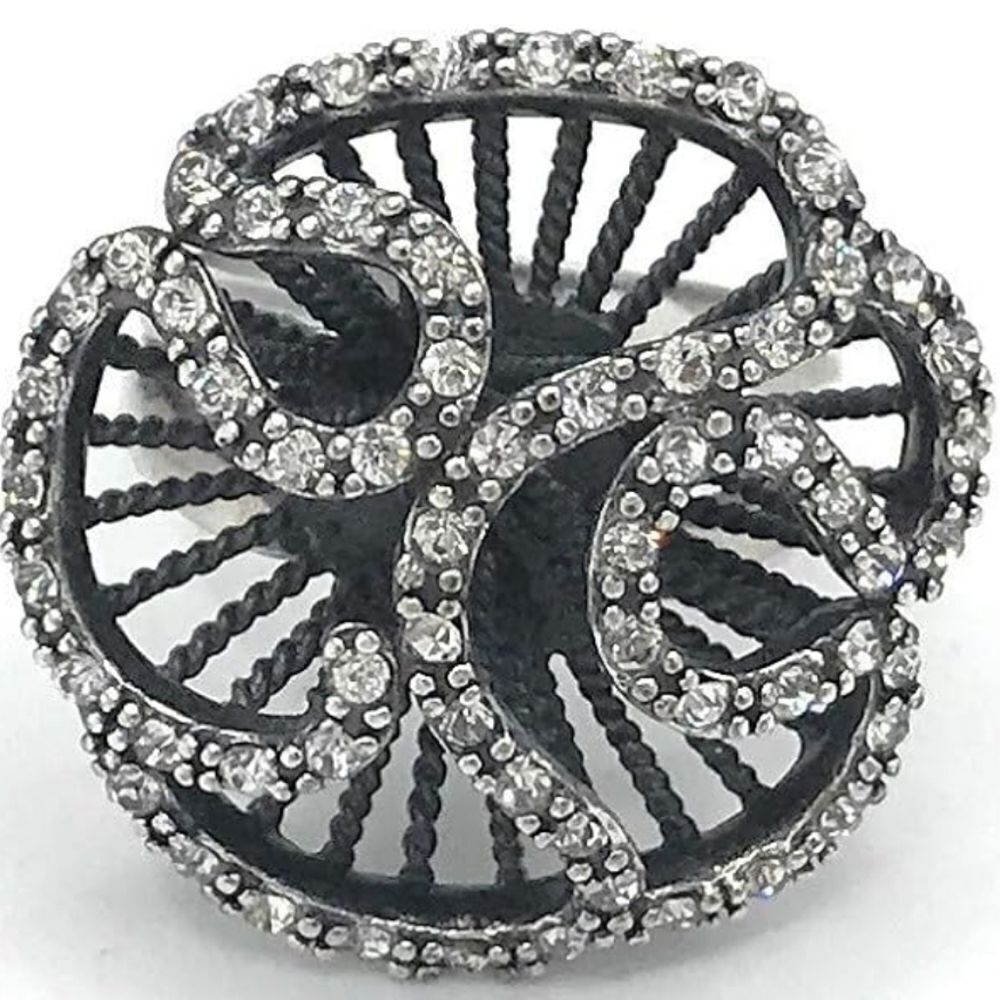 🩵Premier "Melrose" Floral Ring Size 7